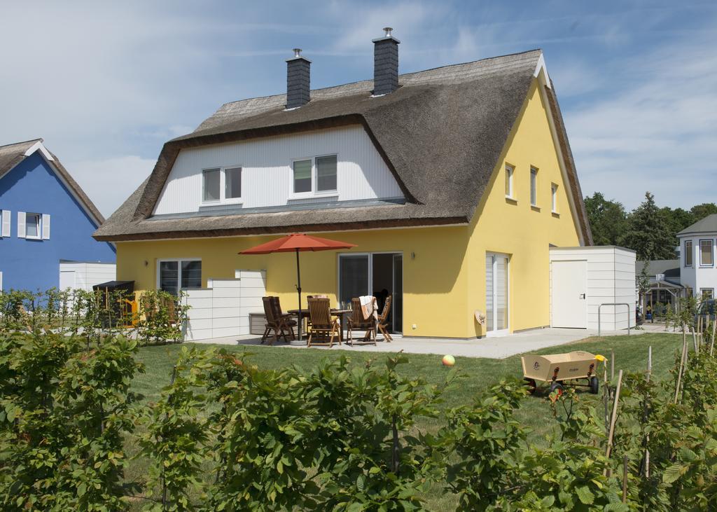 Ferienhaus Kuestensegler Бреґе Екстер'єр фото